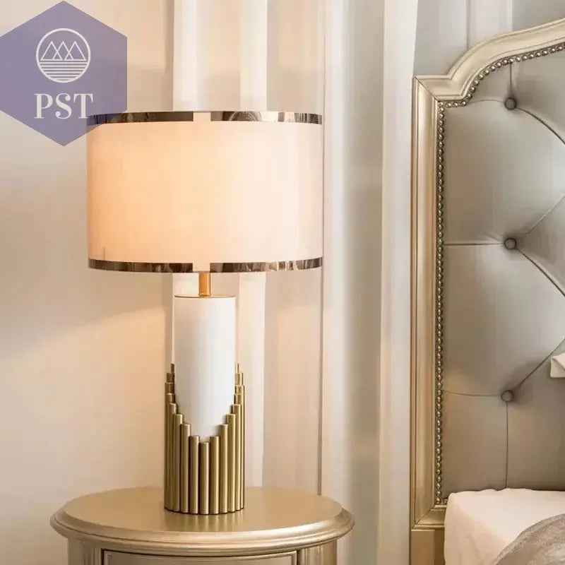 Designer LED Tischlampe im Nordic Stil PST PS Tradings Tischlampe PST PS Tradings  PST PS Tradings Designer LED Tischlampe im Nordic Stil Tischlampe