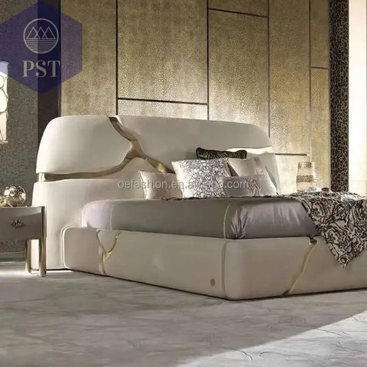 Elegantes Doppelbett italienischen StilDoppelbett PST PS Tradings  PST PS Tradings